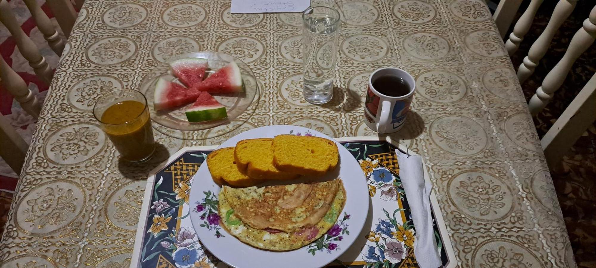 Kingston Airport Bed And Breakfast Esterno foto